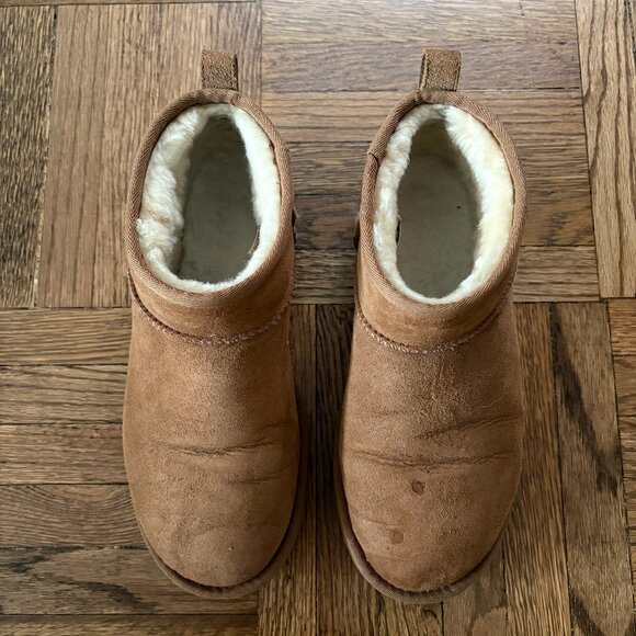 UGG Classic Ultra Mini Boots - Picture 1 of 8